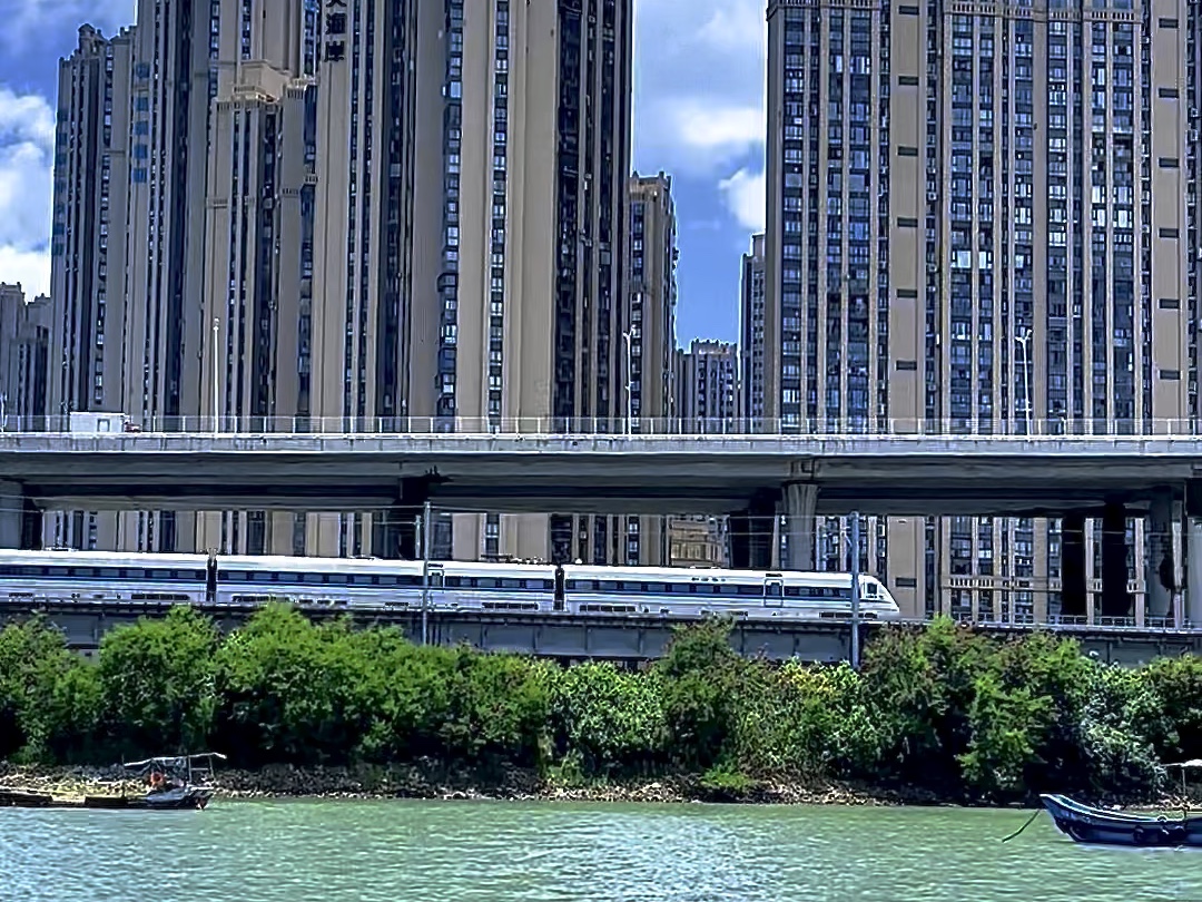 厦门海上列车