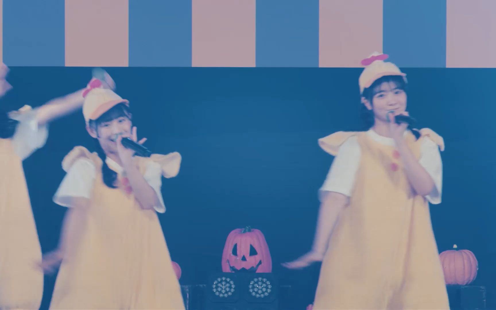 [图]231031 1510 HEROINES HALLOWEEN DAY2 (Peel the Apple)