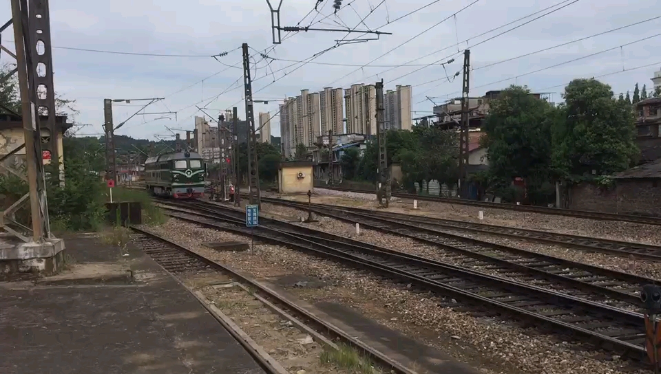 瓜爷出邵武机务段