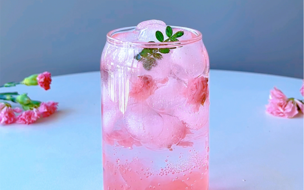 春日限定浪漫|樱花气泡水,与春天撞个满怀