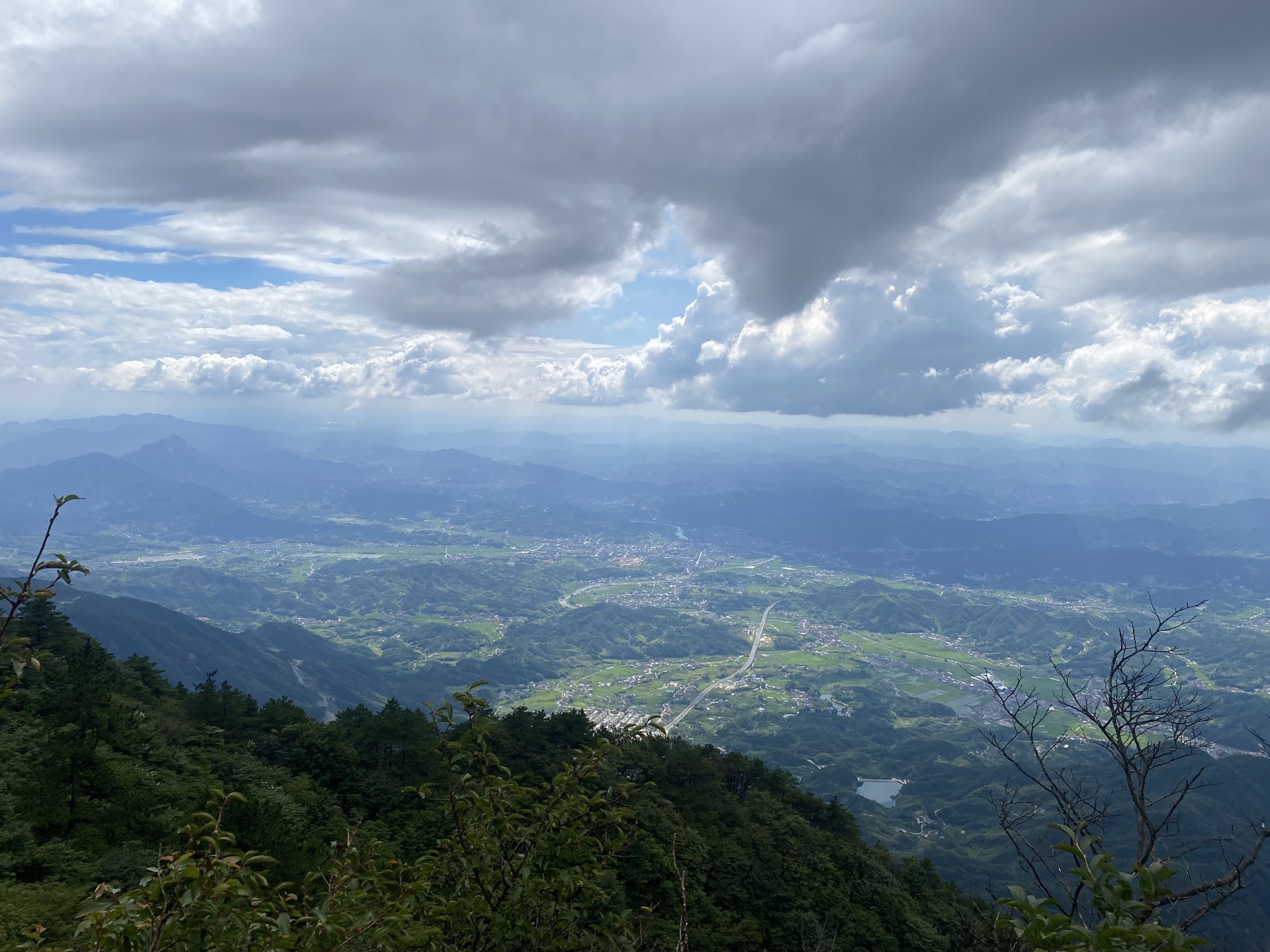 爬岳阳天岳幕阜山