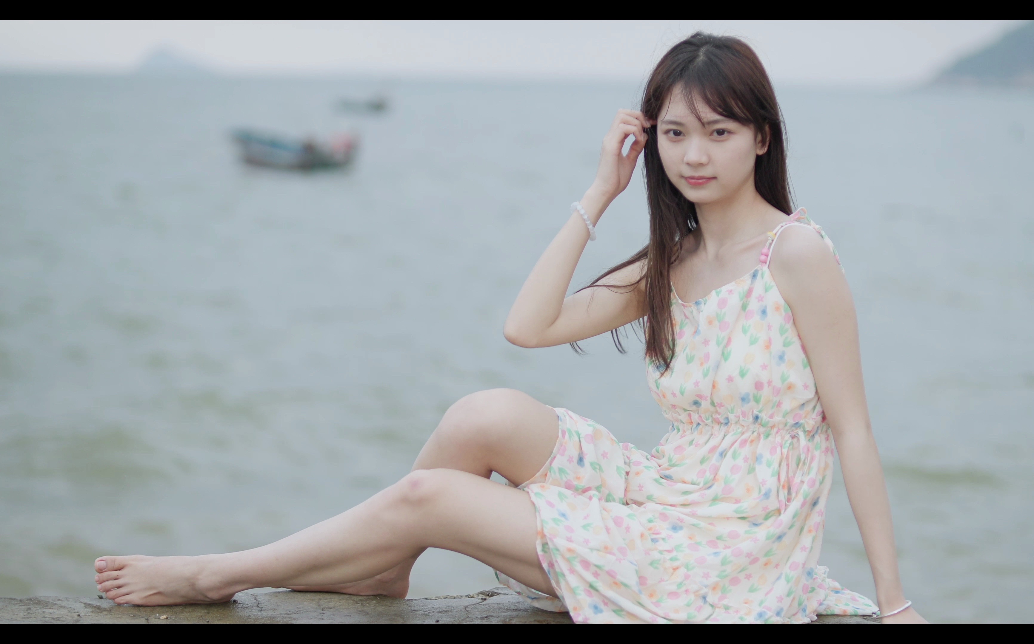 江西妹子佳佳在海边