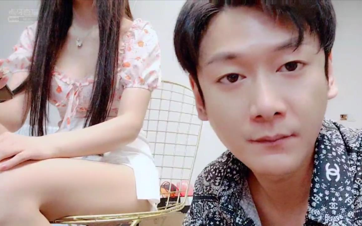 【年少不知ruan饭香,错把青春插稻央】虎牙-洋气黄18001_2020-06-29