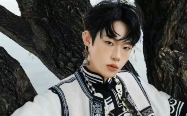 【唤俊】民族少年 好帅啊啊啊啊啊