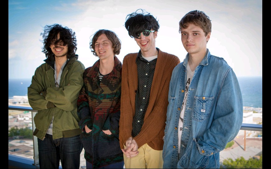 歌曲推荐(两首)来自deerhunter(猎鹿人)乐队