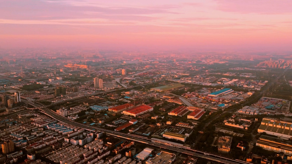 航拍宝山吴淞日出