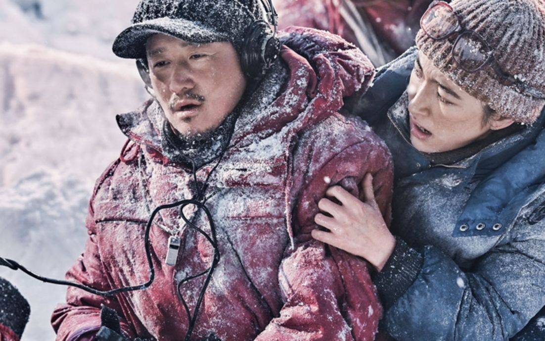 两次登顶珠峰的真实历史改编,生与死的挑战,电影《攀登者》_哔哩哔哩