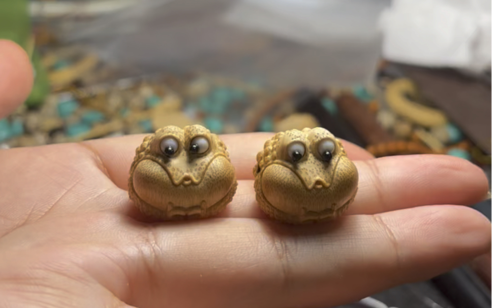 实心竹雕刻 竹雕三足金蟾比心爱你呱 单颗80包车马