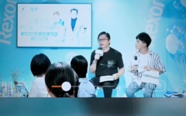 深圳双语主持人【136 2172 7792】深圳商演主持人,歌手,礼仪,模特,深圳年会活动晚宴晚会展览展会活动主持人推荐哔哩哔哩bilibili