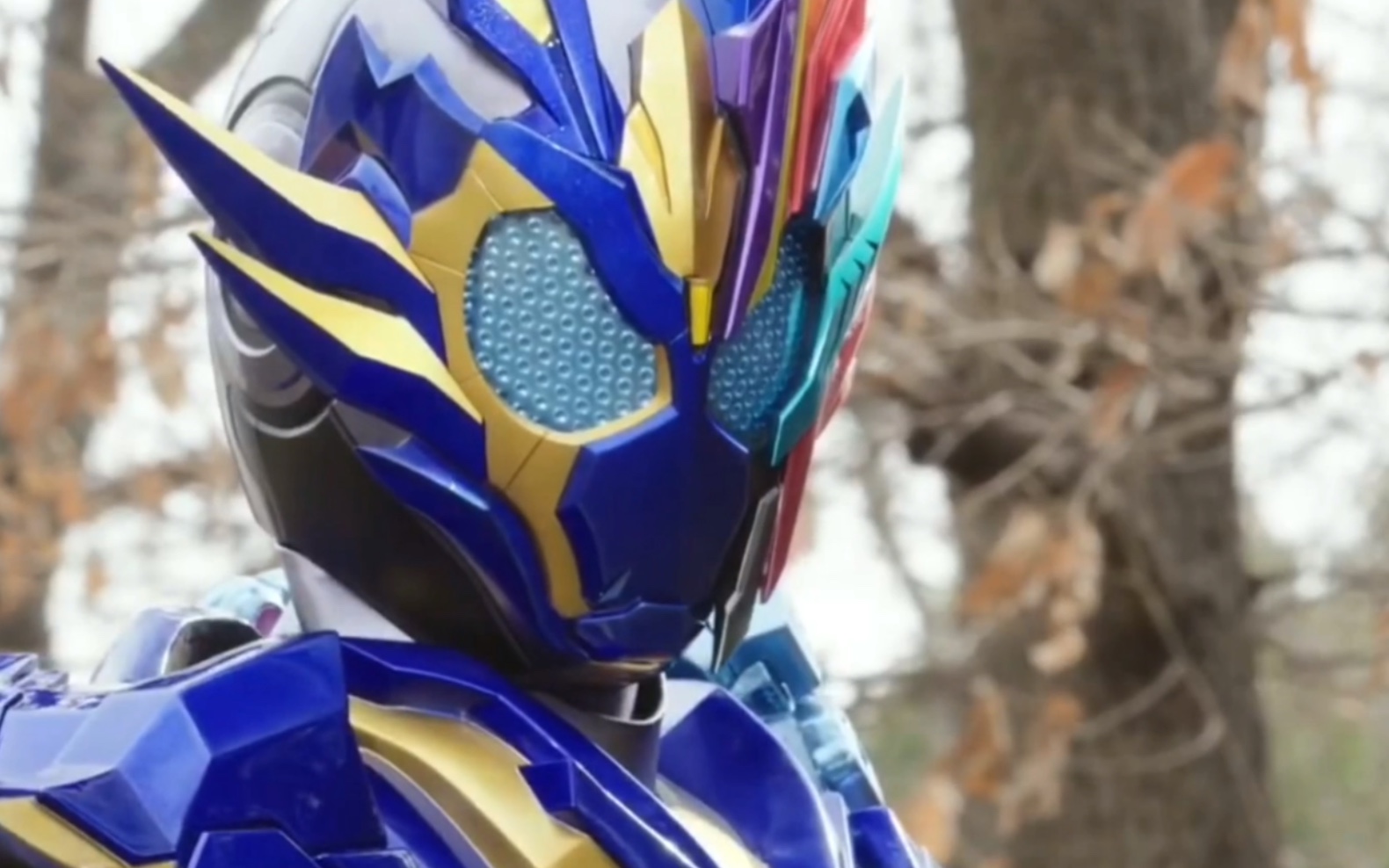 盘点假面骑士zero-one(01)中2骑的变身画面 必杀技,关注一下呗.