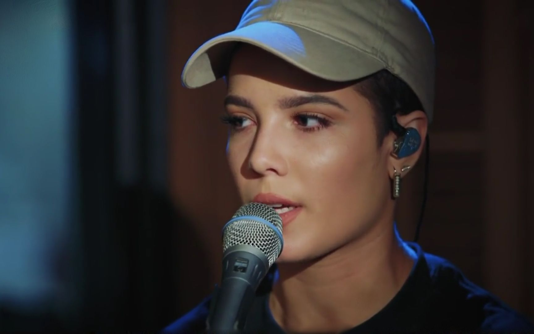 【halsey】行走的cd机_哔哩哔哩 (゜-゜)つロ 干杯~-bilibili