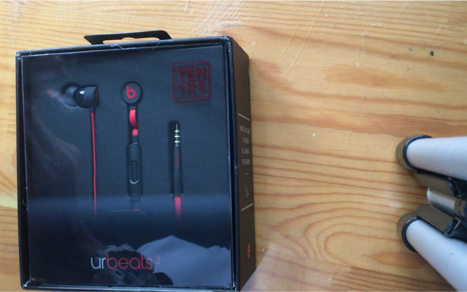 闲鱼上入手一部urbeats十周年,要的可以私聊