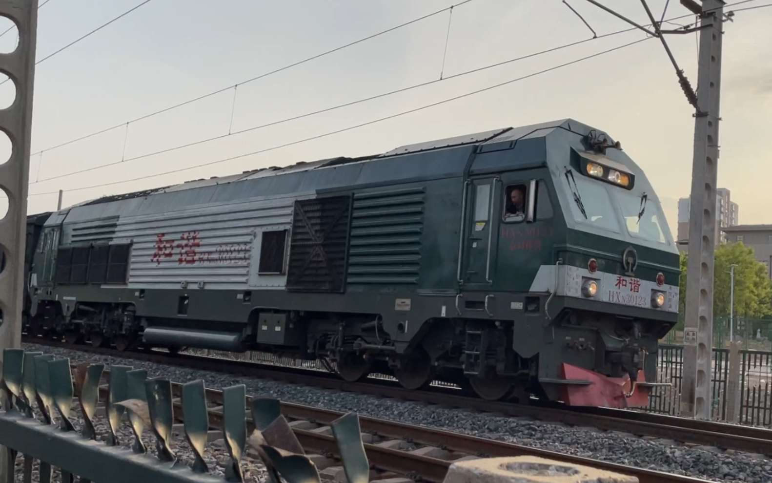 京局怀段hxn30123牵引棚车jsq6型凹底双层运输汽车专用车集装箱平车