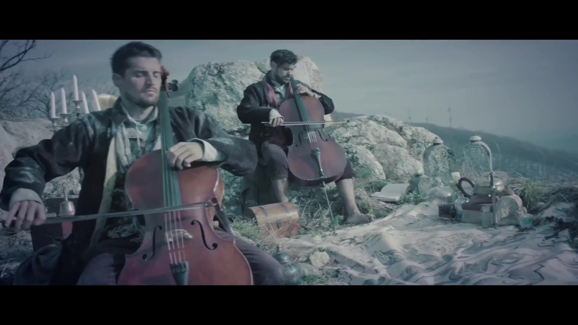 [图]（提琴双杰）2Cellos-May It Be【The Lord Of The Rings】指环王主题曲