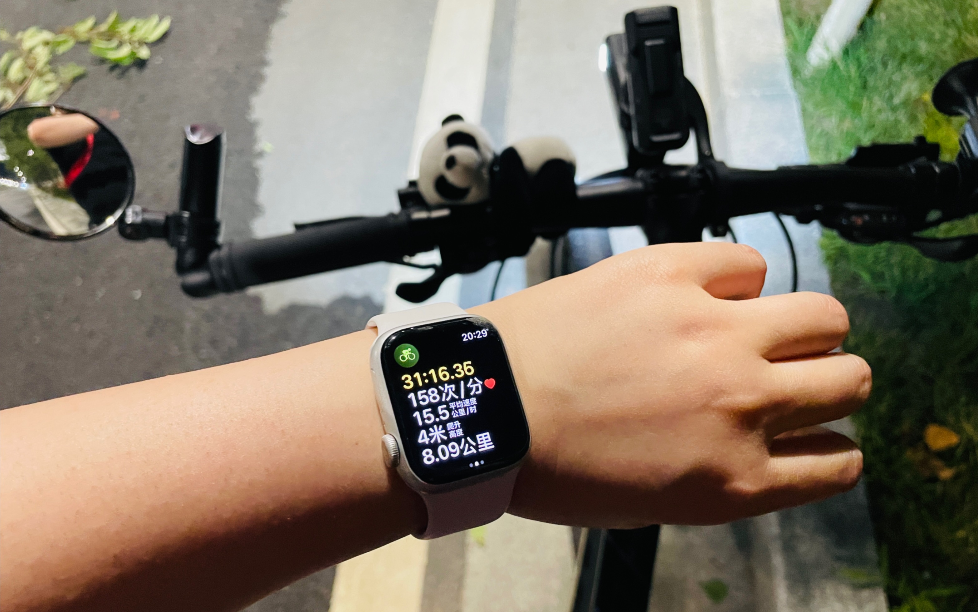 【日常开箱】Apple Watch S8 选择GPS 版还是蜂窝版?哪个更值得入手呢?哔哩哔哩bilibili