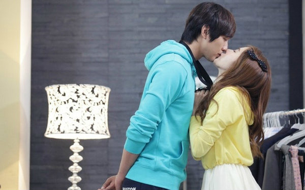 油管搬运中字120618刘仁娜的提高音量坦诚恋情