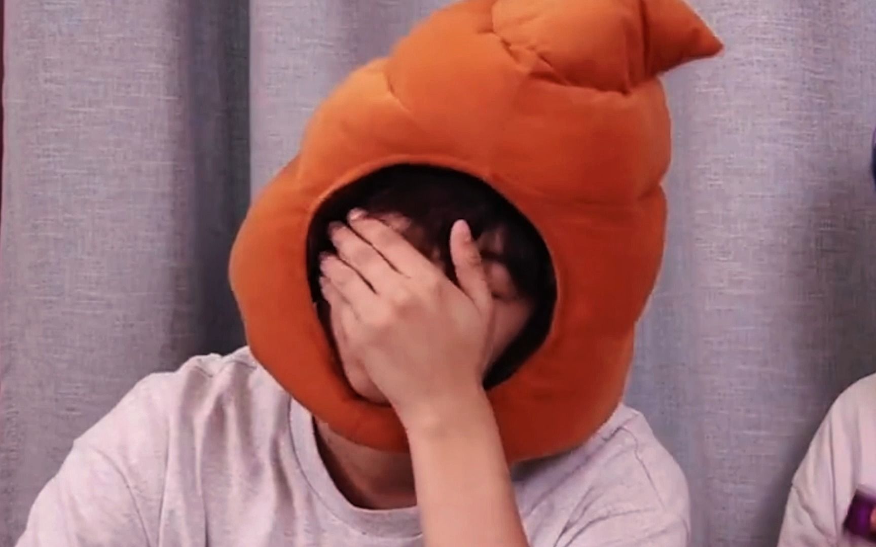 【小潮院长颜值向】戴上粑粑头套也能这么可爱