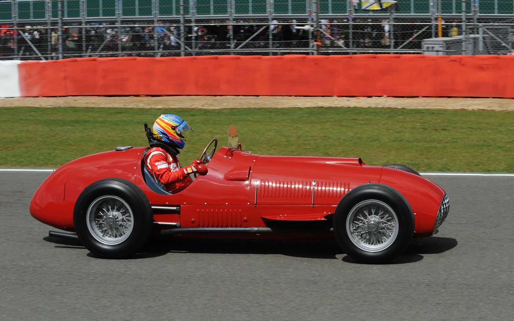 法拉利翻新修复f1首冠赛车:375 f1赛车_哔哩哔哩_bilibili