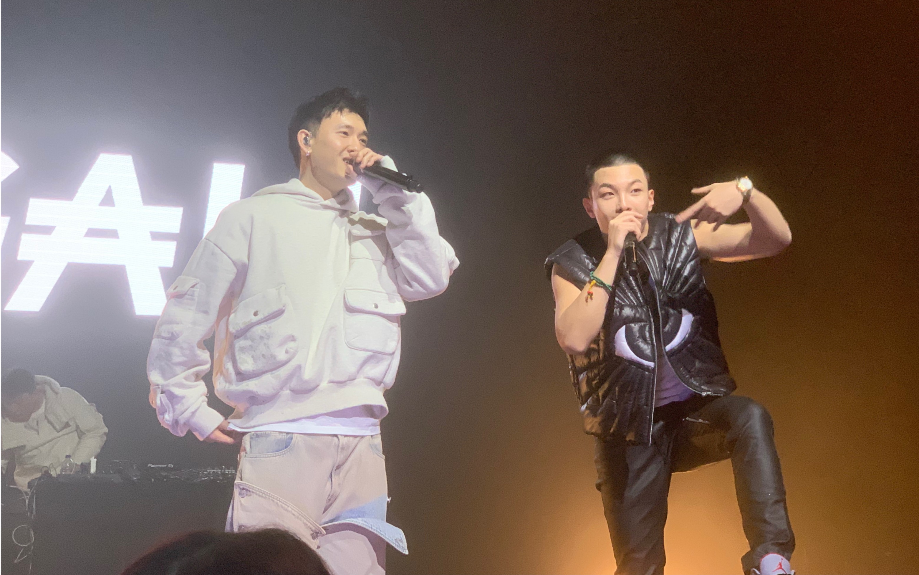 gali 70% 抄歌现场哈哈哈