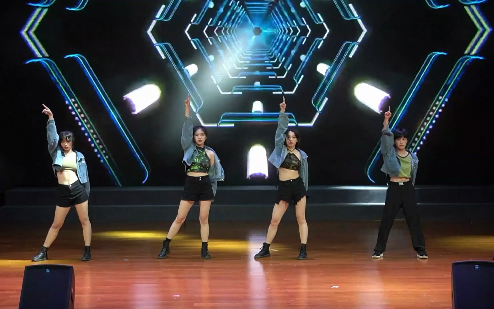 1.4 开场舞《爵士 power》 精彩片段