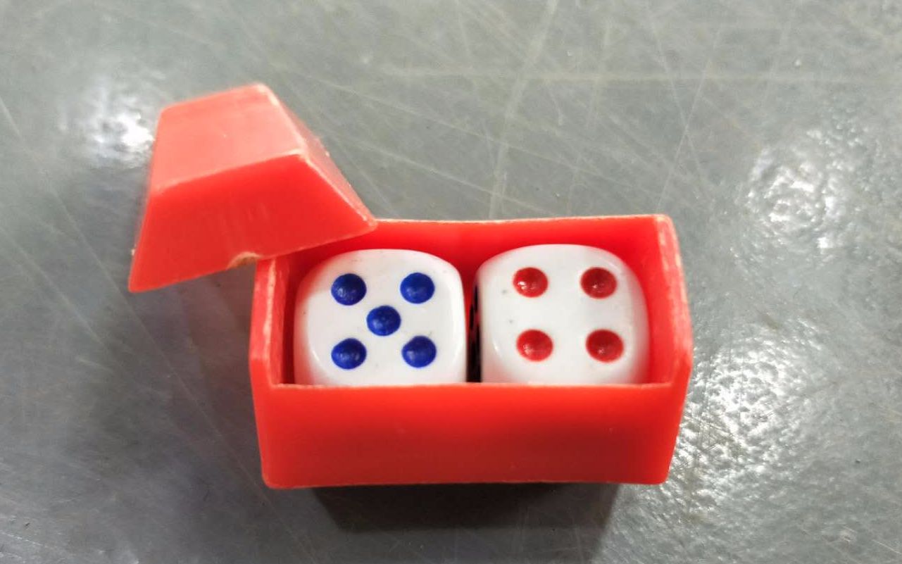 刘谦表演过的用耳朵听出骰子的点数,揭秘后真简单,你也可以