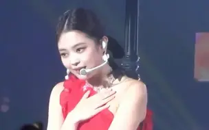 Скачать видео: Jennie真的天生就是吃爱豆这碗饭的