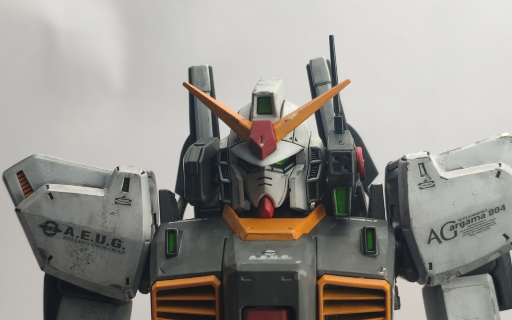 螺旋看高达2.0马克兔白兔