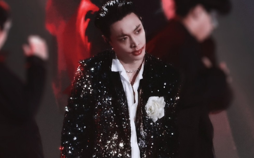 张艺兴joker竖屏饭拍高清focus微博之夜张艺兴joker舞台