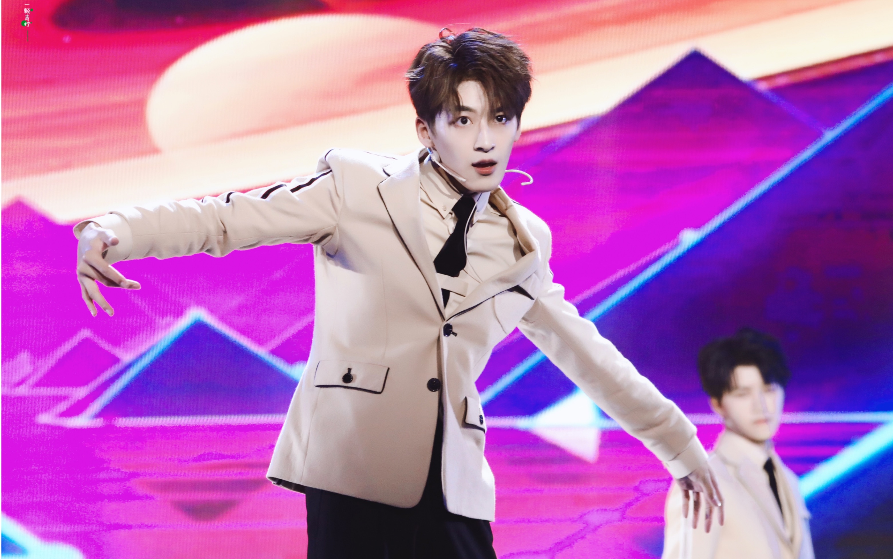 【何洛洛】舞蹈 stitches focus 20190522 doki大爬梯粉丝见面会