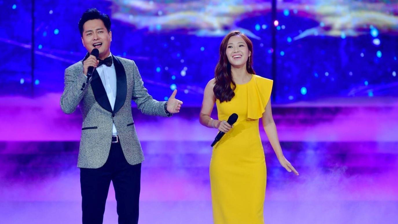 云朵真大胆!竟敢和男歌手合唱肉麻情歌,高音一出忍不住跪服!