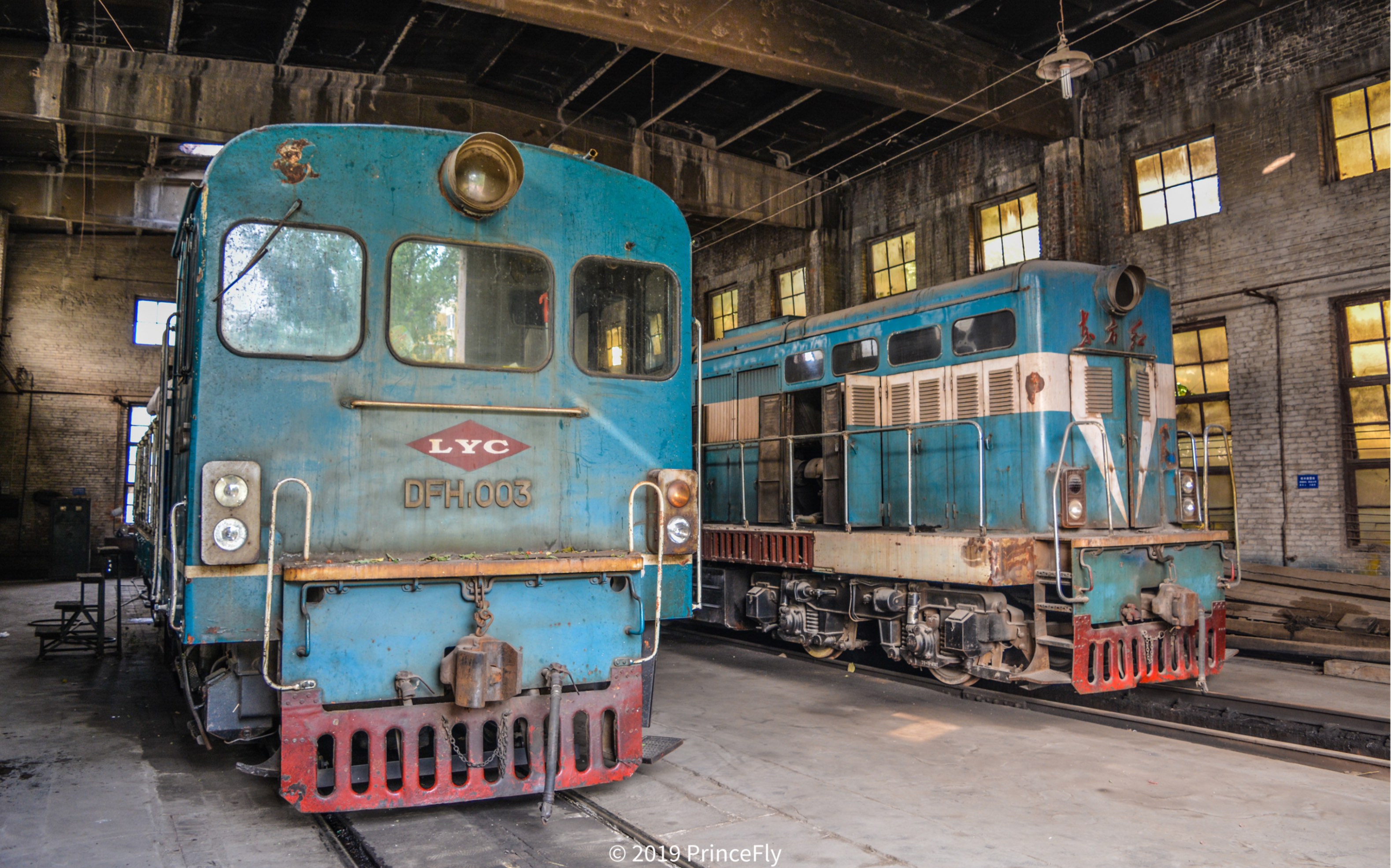 国内仅存两辆援助型东方红dfh1现状