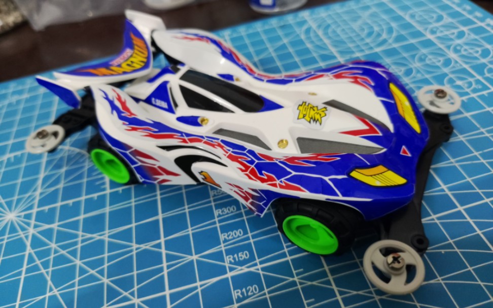 大兴星达新品 四驱兄弟 漫画 六代豪 野牛冲锋 四驱车