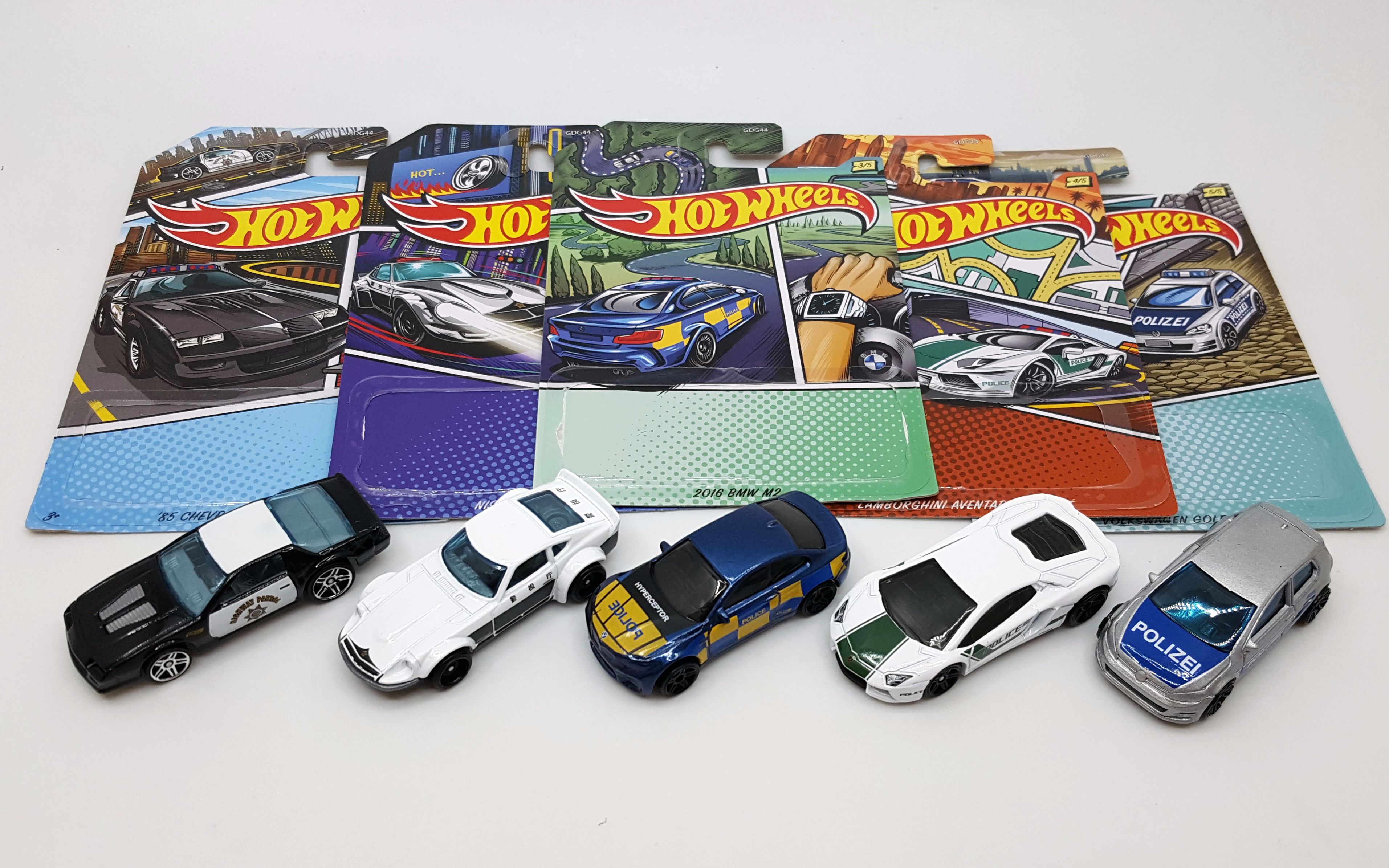 东知玩具hotwheels漫画警车5车套风火轮