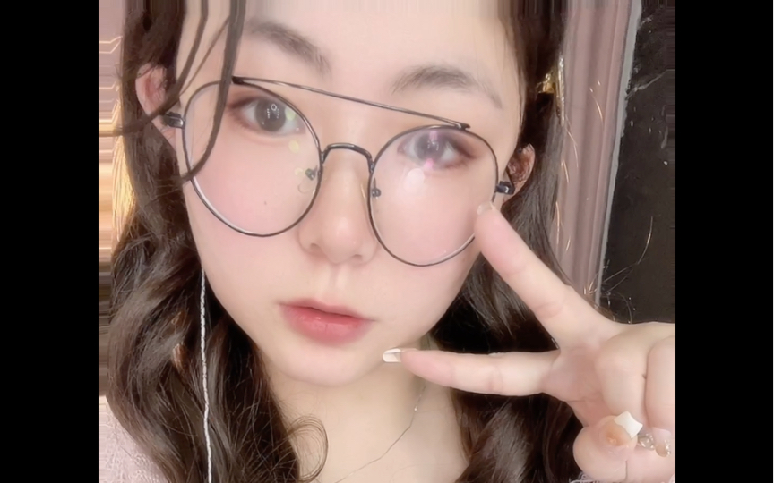 哥哥们,快来接收你的tu62t萌妹快递啦