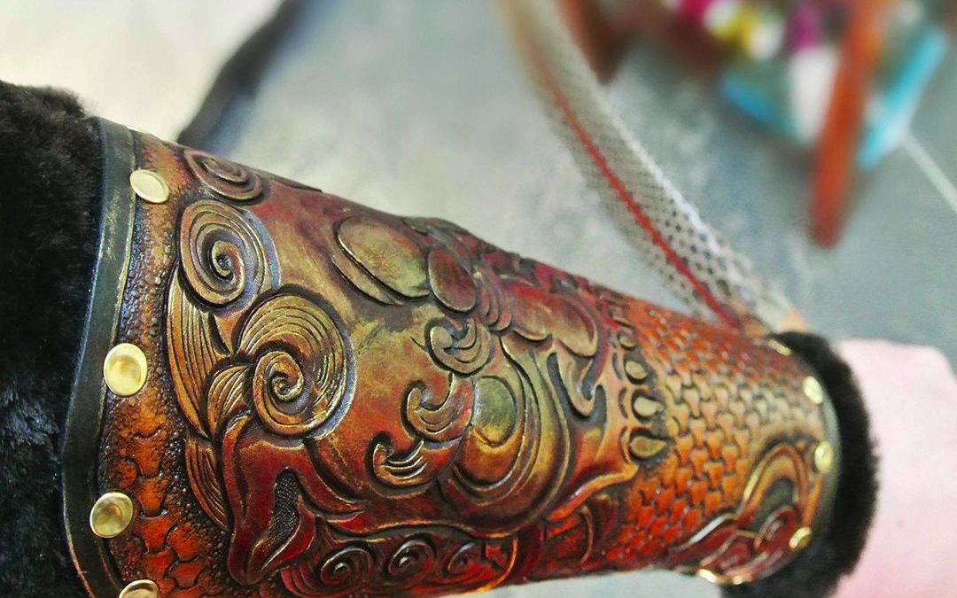 长见识了!古代护臂铠甲!