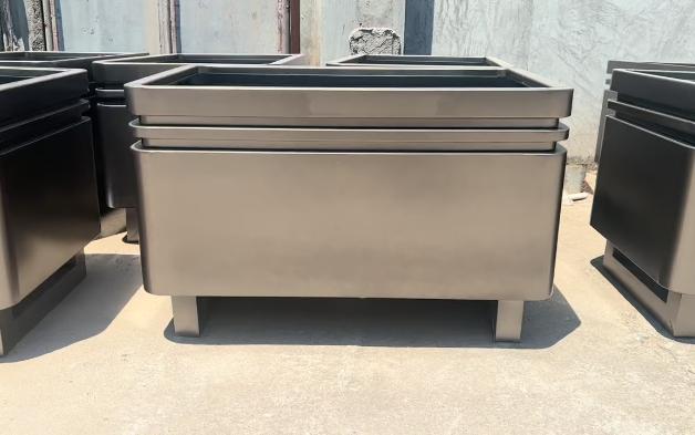 7-22不锈钢电镀花箱