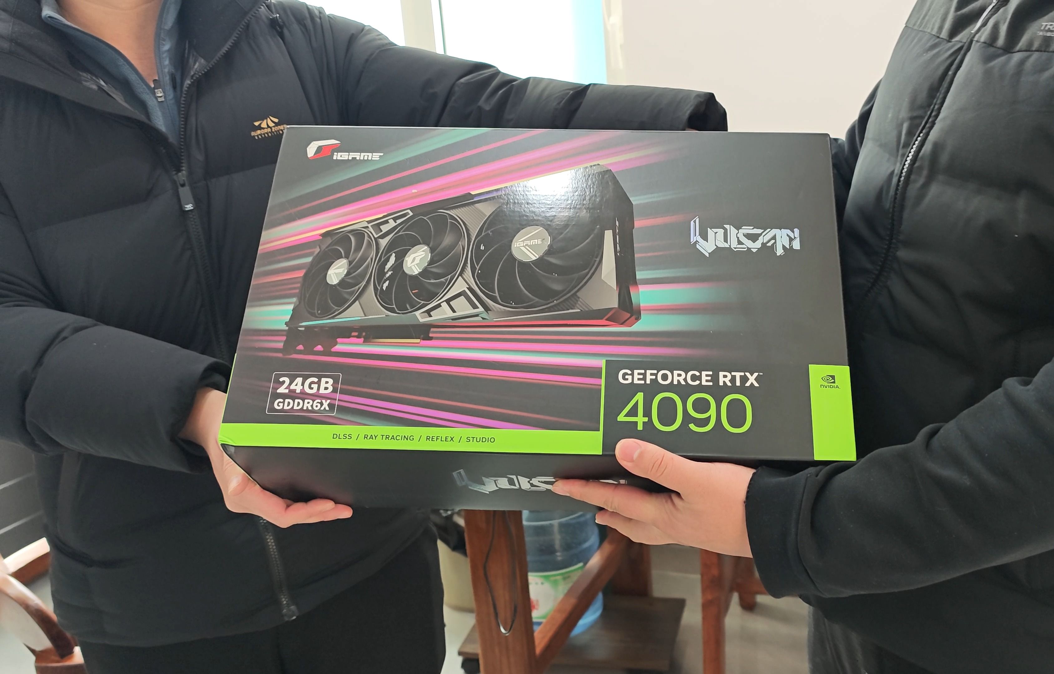 [更新硬件]喜提火神4090满血核心显卡,拿来拷打电源的