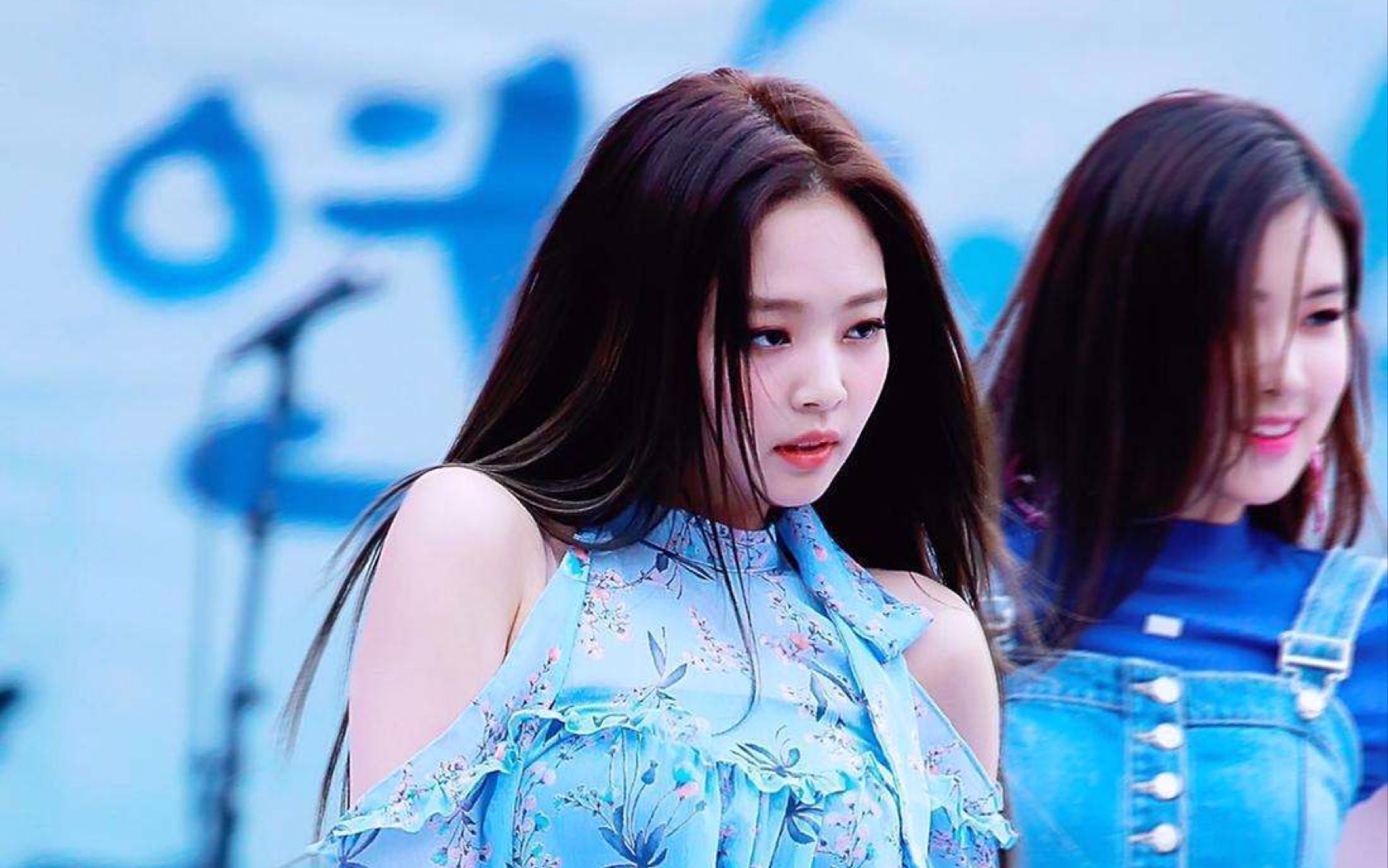 【gd】【jennie】没出道就feat过gd,金珍妮到底有多大的实力,打歌节目