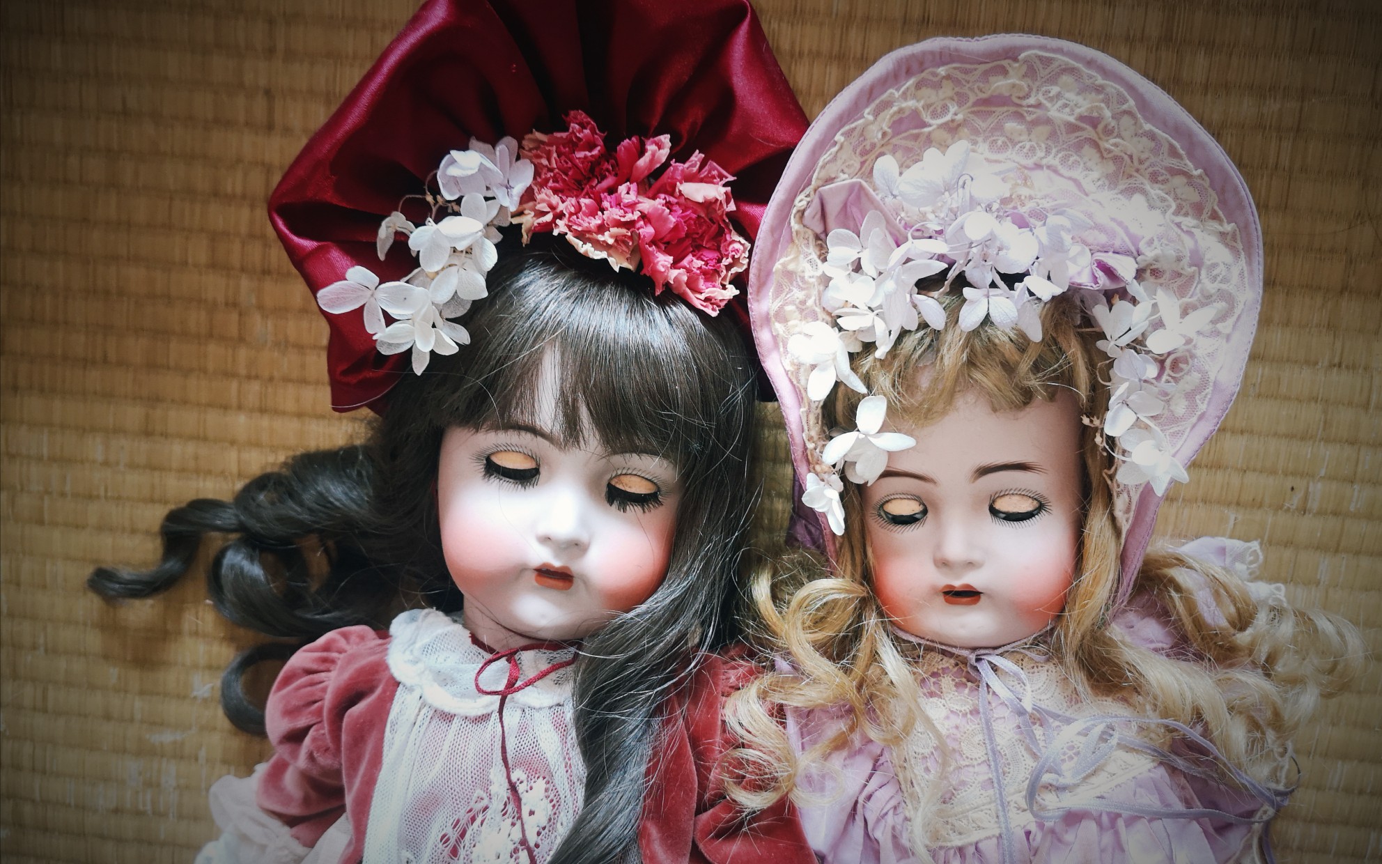 玩具堆里的vr1918年生产的德国古董陶瓷浓汤娃娃开箱