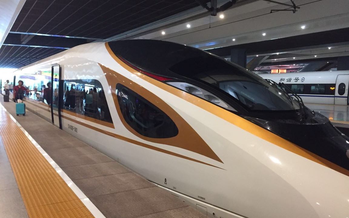 时雨pre京沪g2次复兴号经停进出站右侧窗展望