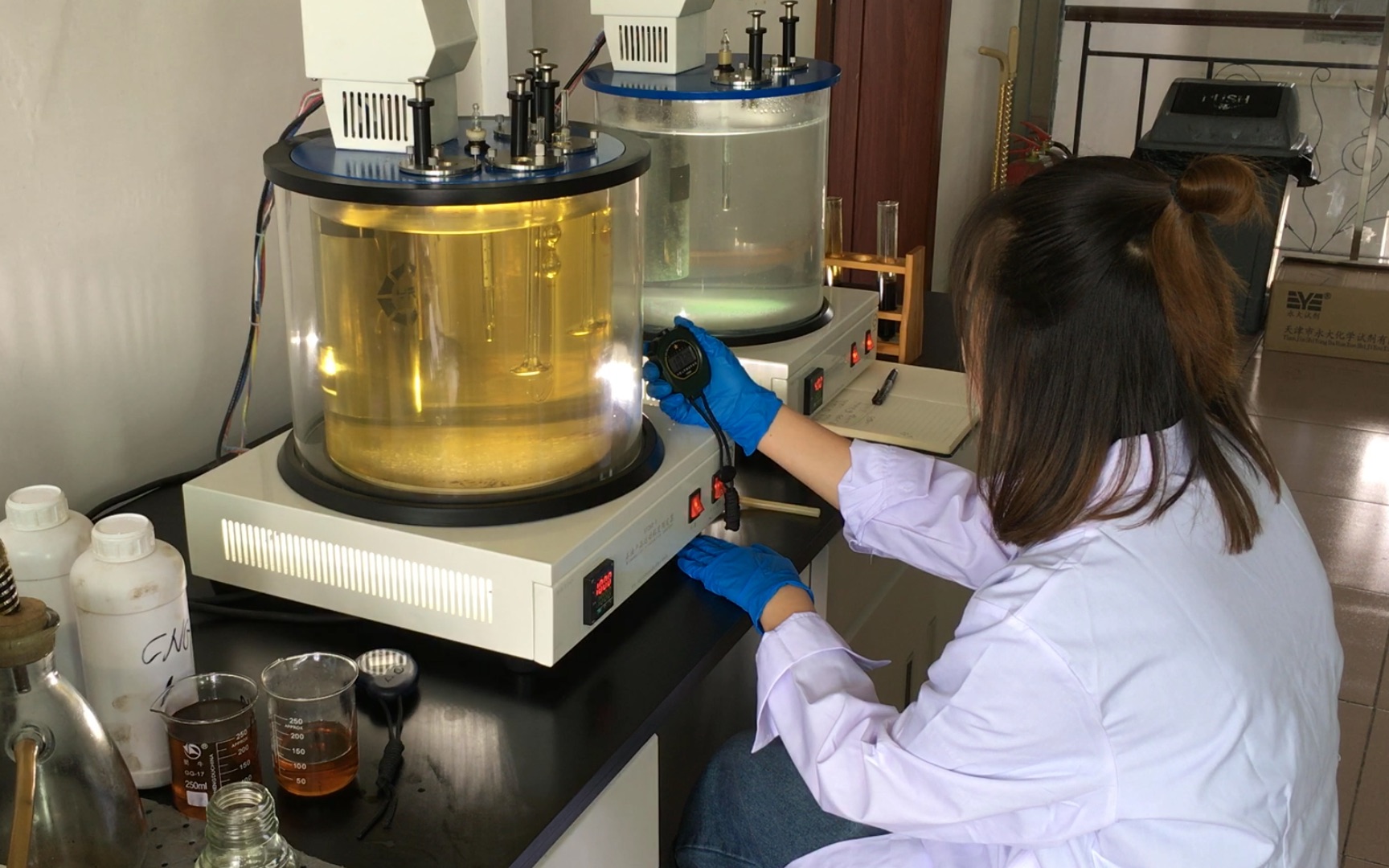 化学工程与工艺专业之石化产品研发化验工程师日常工作大揭秘