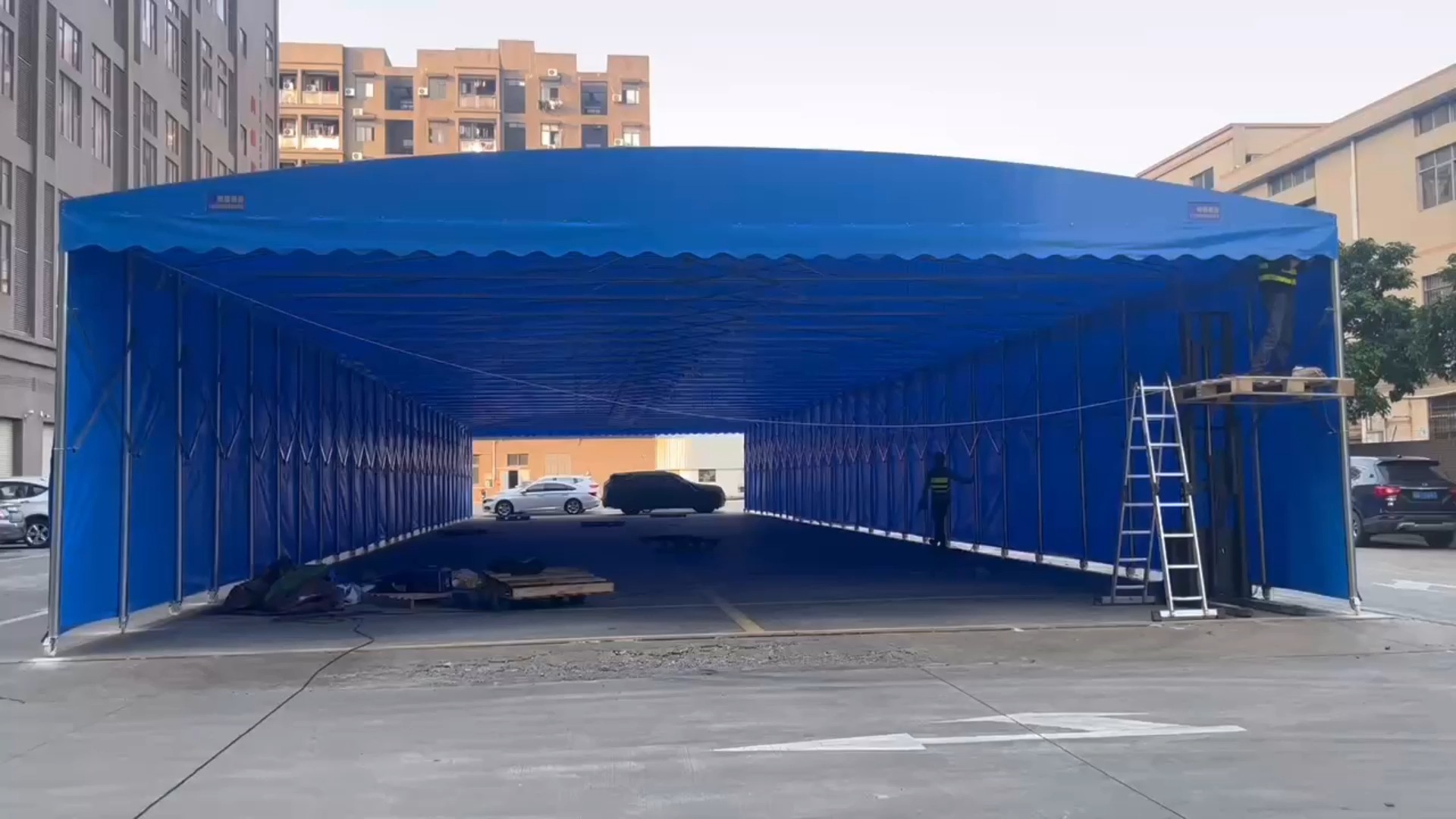 惠州惠东 智晟钢构 仓库式推拉雨篷 活动伸缩雨棚