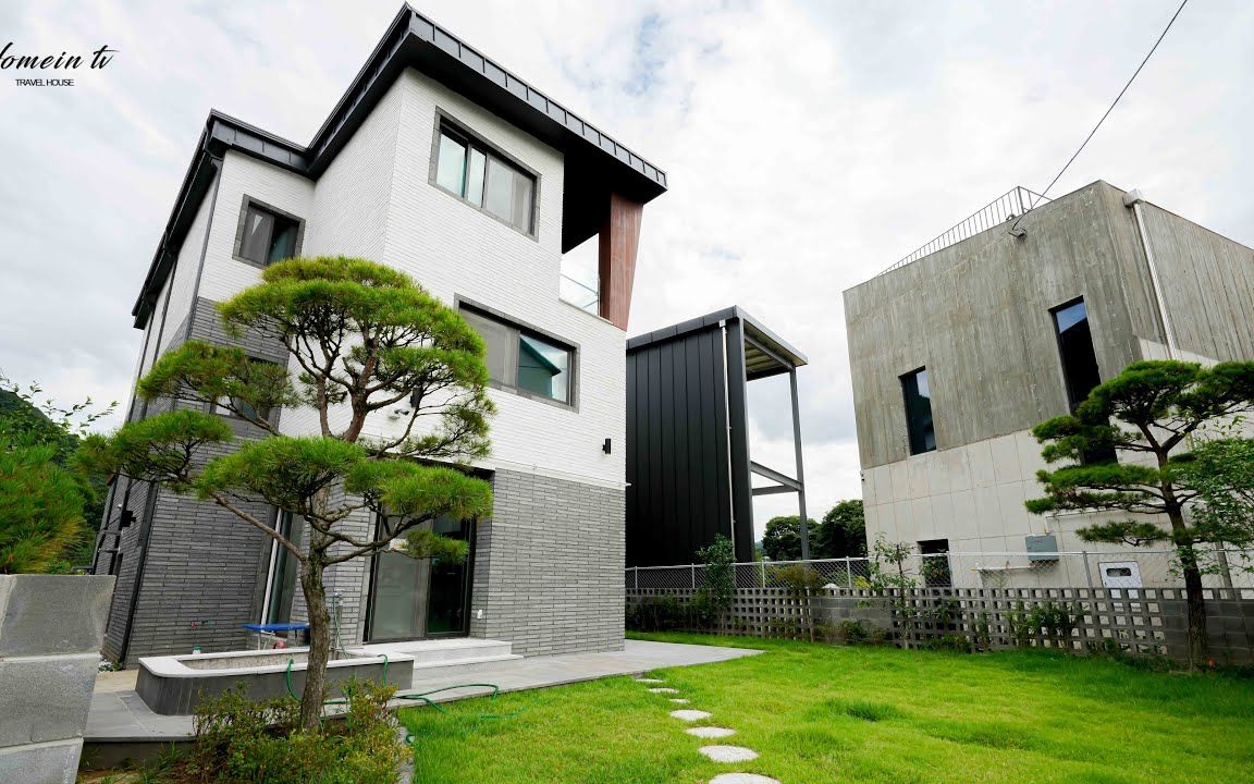 韩国三层别墅,木质简洁高级明亮