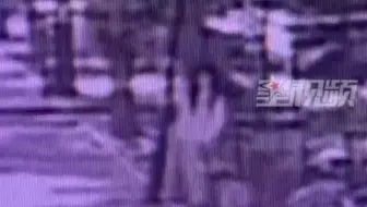 女生小区里被路灯砸，手受伤手机被砸坏获赔8000多：以后都是好运