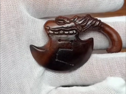 【手工雕刻】木雕斧头 | 巧夺天工的艺术杰作