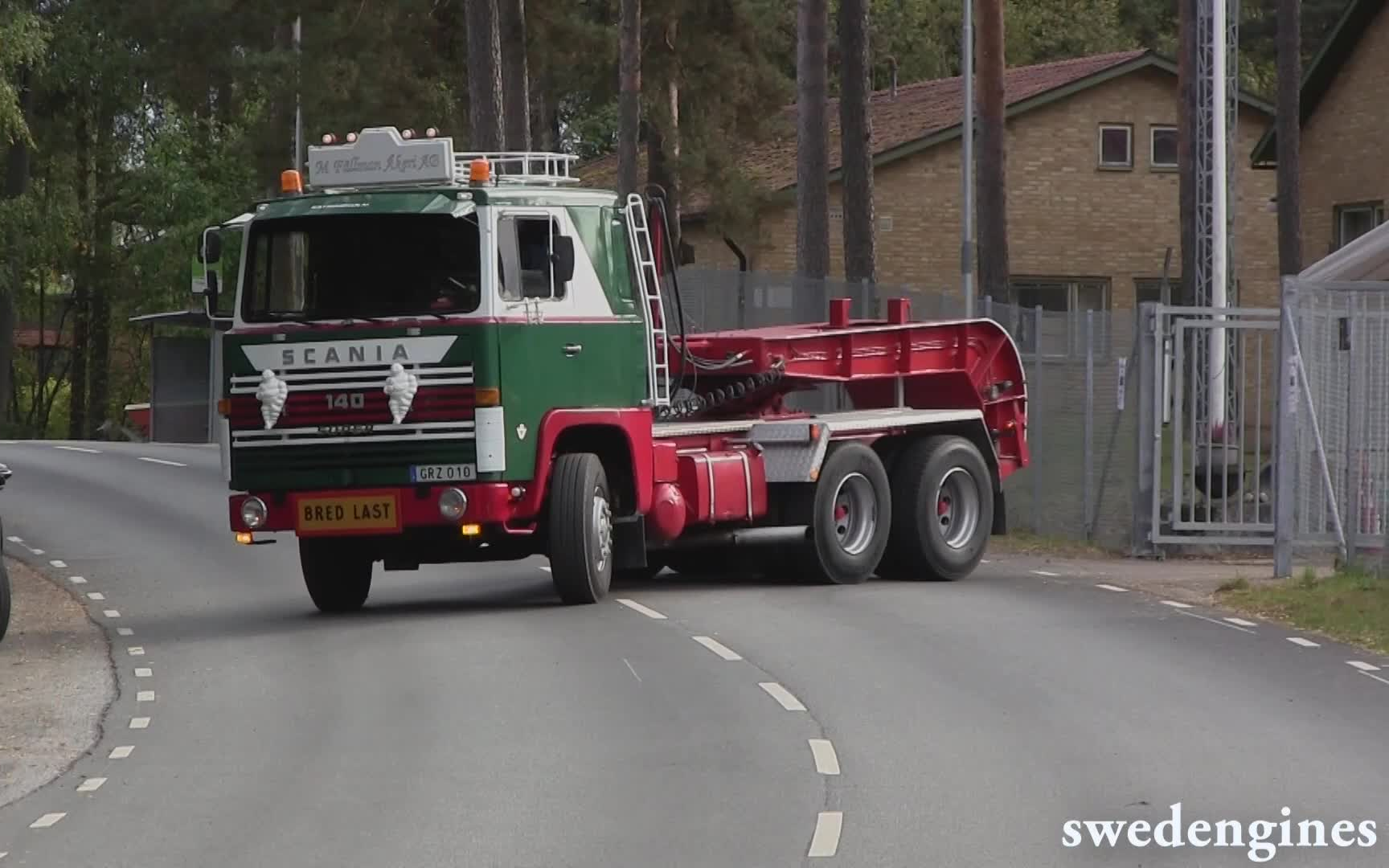 【欧洲卡车】斯堪尼亚v8开管声音的听觉盛宴和视觉盛宴_哔哩哔哩_bili