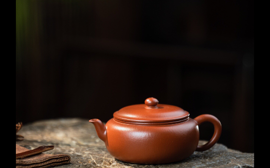 扁宫灯·150毫升·7孔·朱泥很实用的一款壶型,大宽口注水倒茶都很