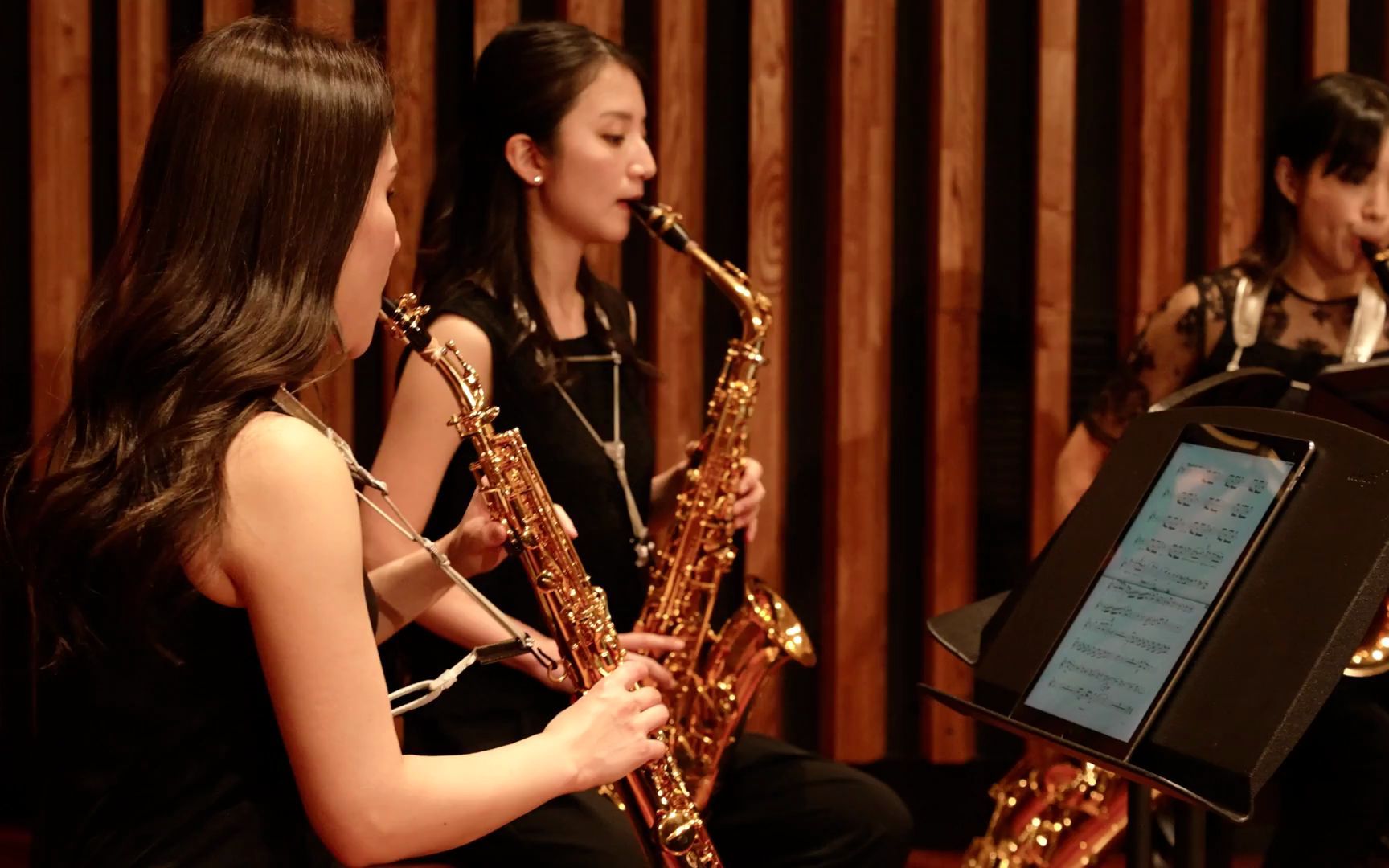 [图]【参孙与达利拉-酒神祭 Bacchanale de "Samson et Dalila”】 Lumie Saxophone Quartet