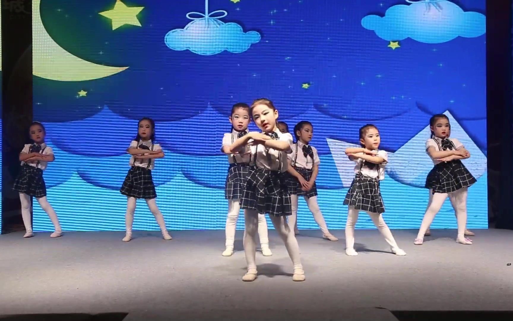 小小的梦想舞蹈 B站