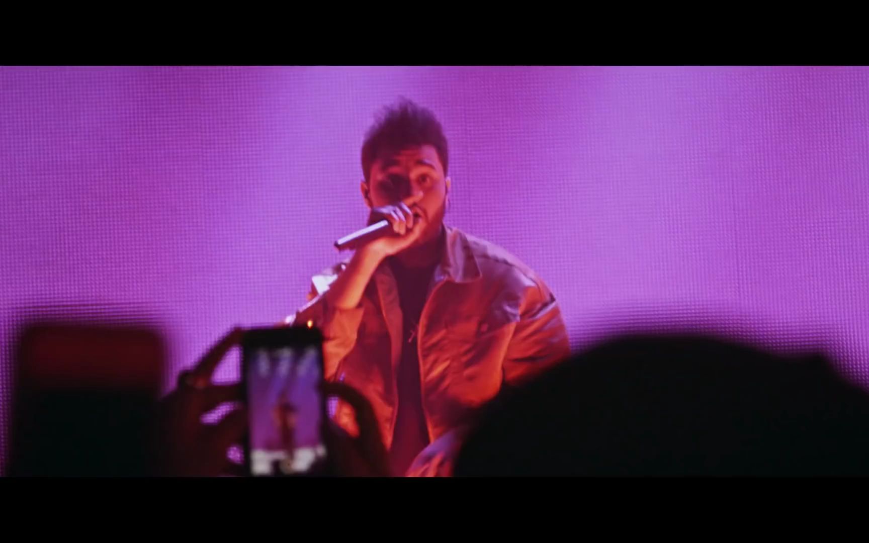 [图]The Weeknd - Party Monster (Vevo Presents)